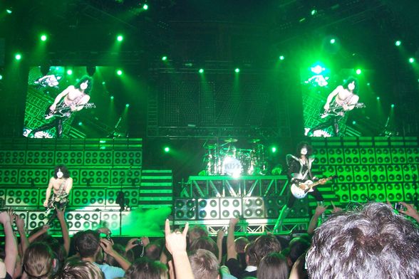 KISS ALIVE:35 (Wiener Stadthalle 2008) - 