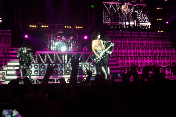 KISS ALIVE:35 (Wiener Stadthalle 2008) - 