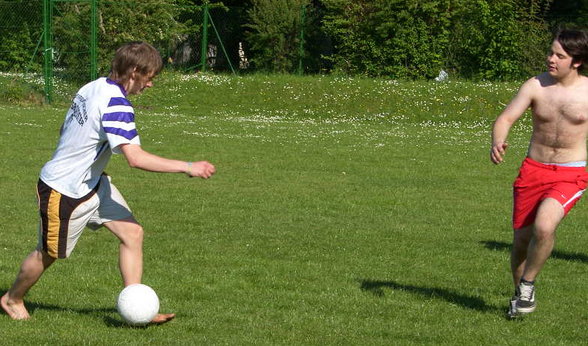 ein netter kleiner Fußballnachmitt - 