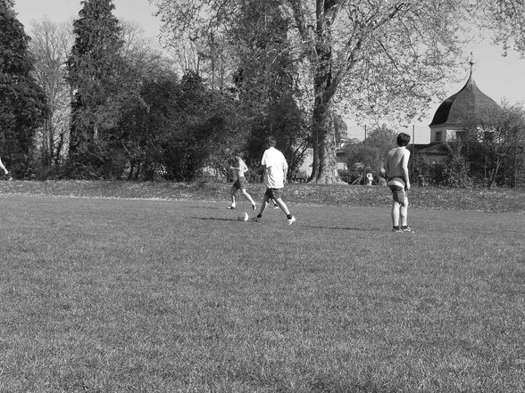 ein netter kleiner Fußballnachmitt - 