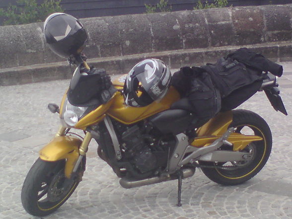 Honda hornet 600 :-))))) - 