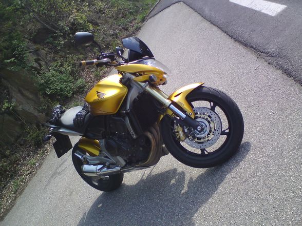 Honda hornet 600 :-))))) - 