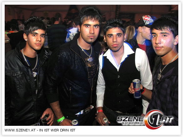 InDa GaNg     PaRtY pIcS - 