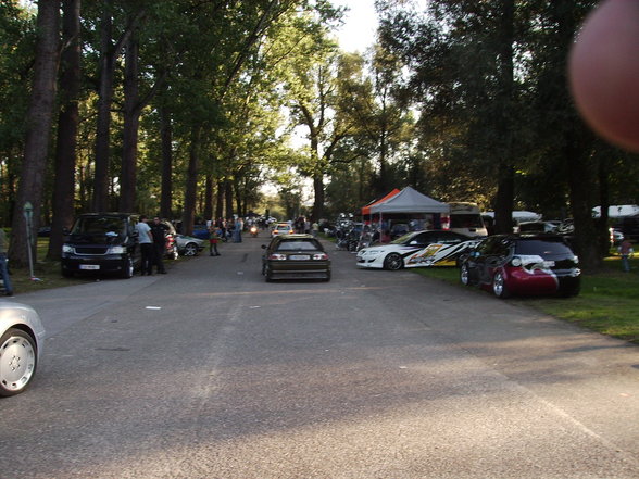 TuNiNg TreFFeN AuSeE - 