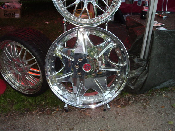 TuNiNg TreFFeN AuSeE - 