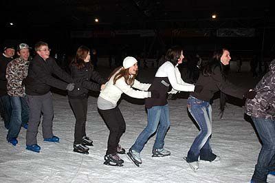 Fun am Eislaufplatz! - 