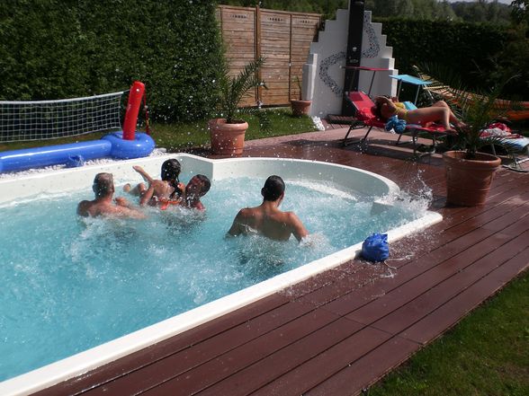 Garden a. Poolfun 2009 - 