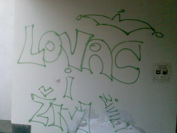 Grafiti-Lovac i Zivi - 