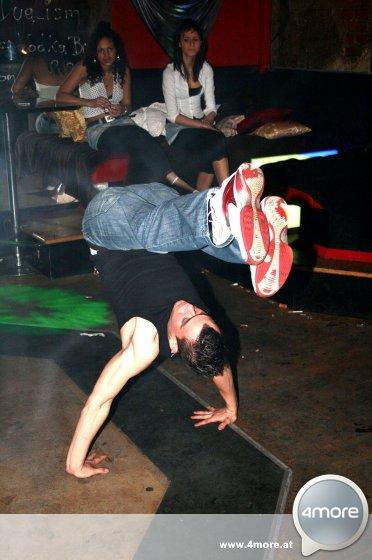 iCh UnD fReUnDe BeIm BrEaKdAnCeN... - 