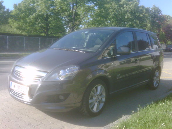 Zafira 2 - 