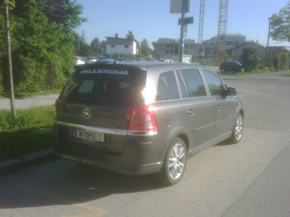 Zafira 2 - 