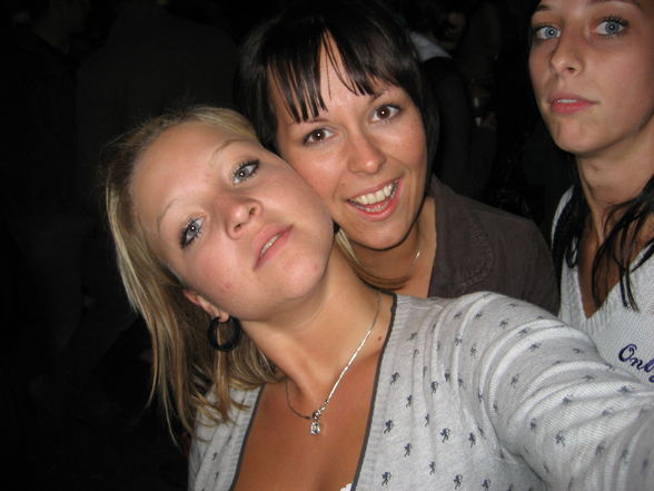 2008... es geht weiter mit Party... - 