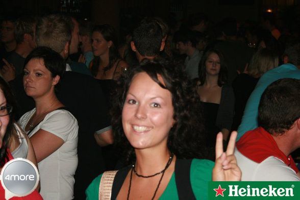 2008... es geht weiter mit Party... - 