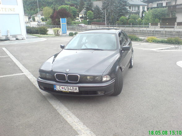 BMW  - 