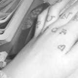 my lovely hand!!!!!*gg* - 