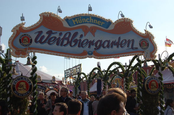 OKTOBERFEST 2008 IN MÜNCHEN - 