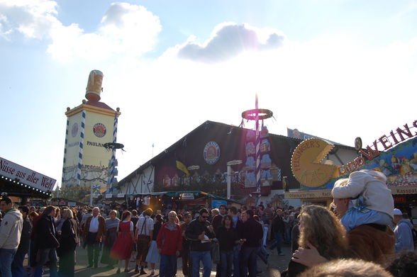 OKTOBERFEST 2008 IN MÜNCHEN - 