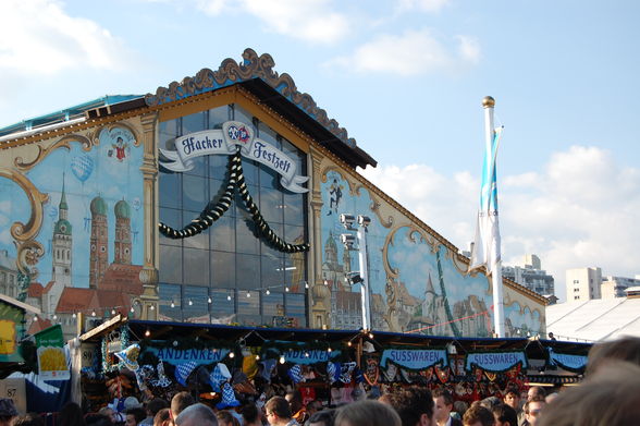 OKTOBERFEST 2008 IN MÜNCHEN - 