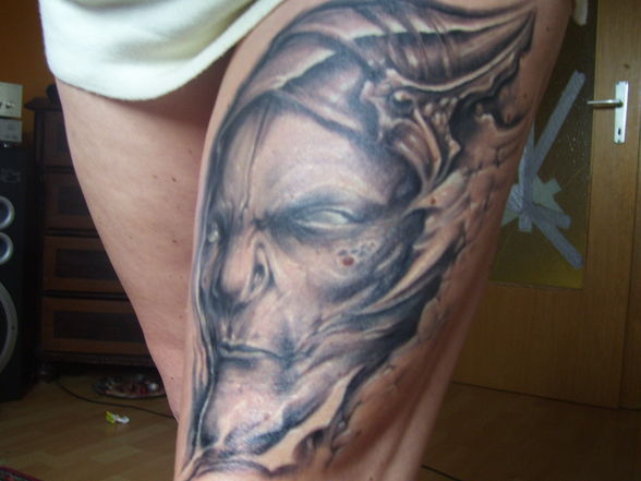 TATTOO - 