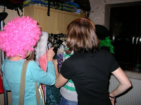 crazy birthday pArTY - 