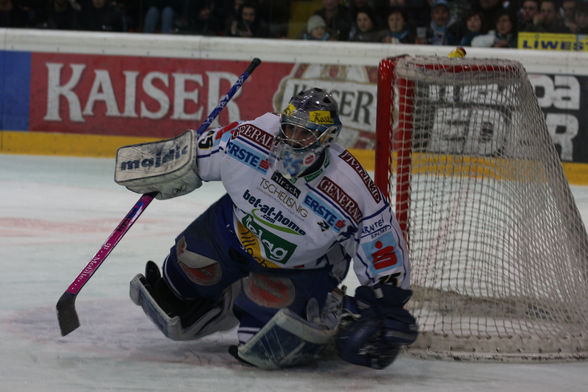 Black Wings vs. Villach - 