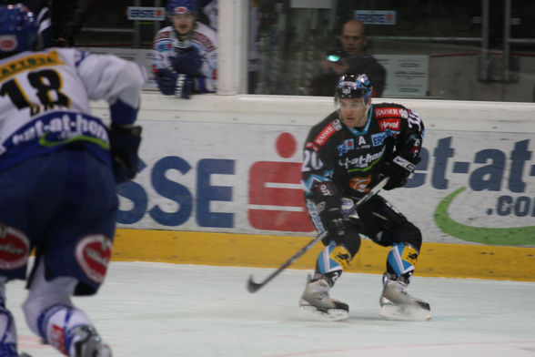 Black Wings vs. Villach - 