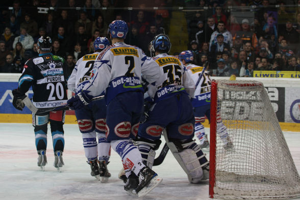 Black Wings vs. Villach - 