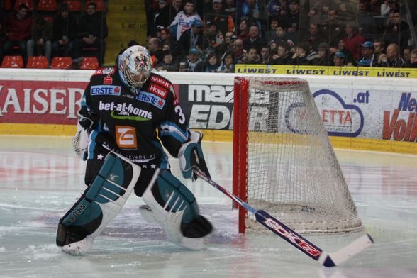 Black Wings vs. Villach - 