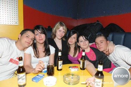 paRtY @ beLaMi - 