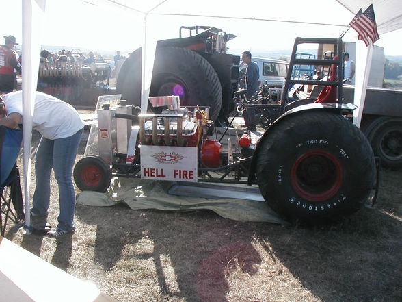 Tractor Pulling - 