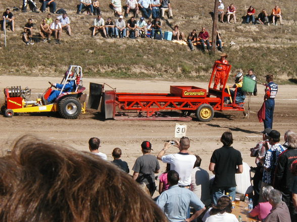 Tractor Pulling - 