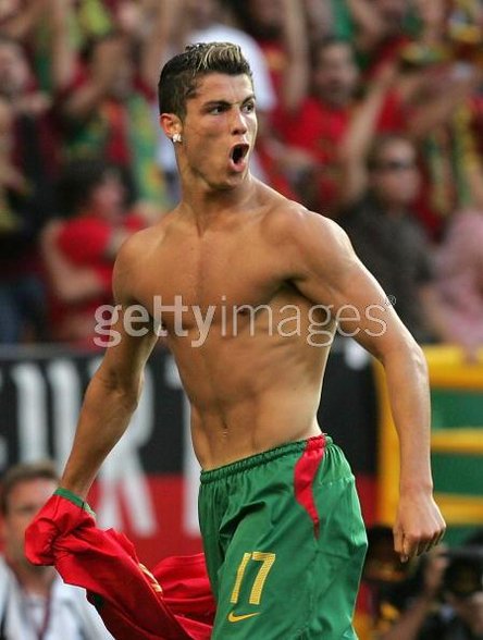 C. RoNaLdO - 