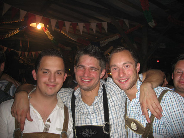 LederhosenStammtisch - 