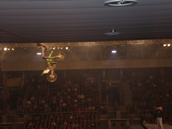Night of the Jumps 16.12.06 Linz - 