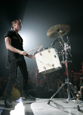 Larry Mullen jr. - 