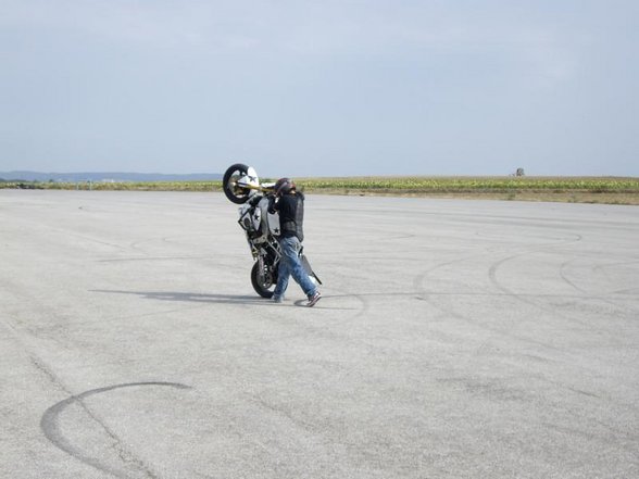 Motorradtricks am Rübenplatz - 