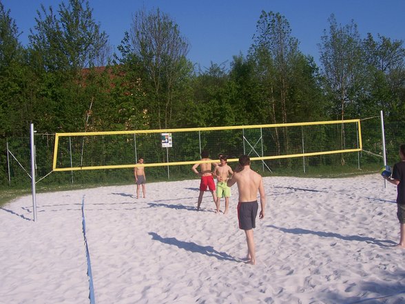 Am Volleyballplatz - 