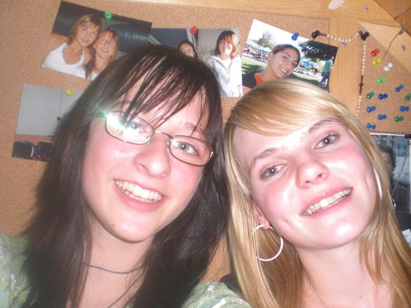 (= KlOaNi & IcH =) - 