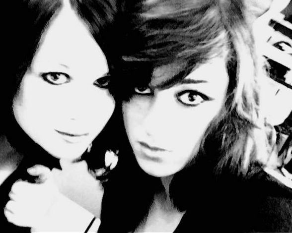 Me AnD FrIENdSs - 
