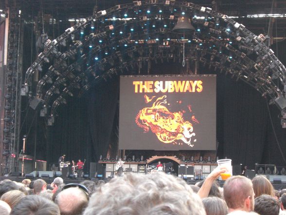 london03 & 09 AC/DC in Wembley - 