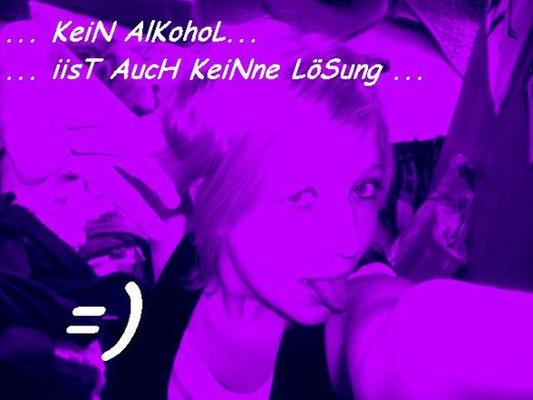 ...ACHTUNG BLOND... (That's michi) : - 