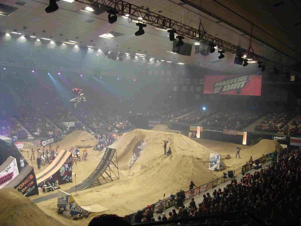 Night of the jumps - 