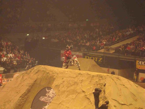 Night of the jumps - 