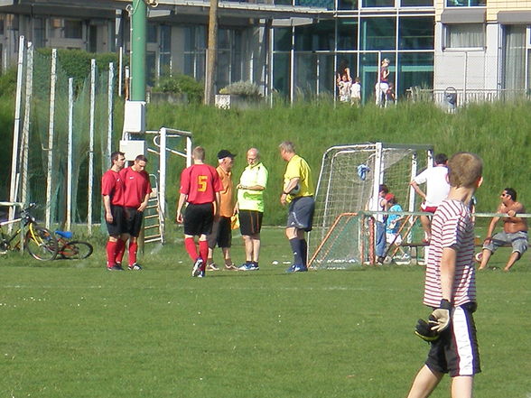 Fußball - 