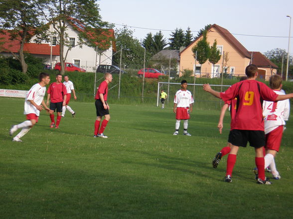 Fußball - 