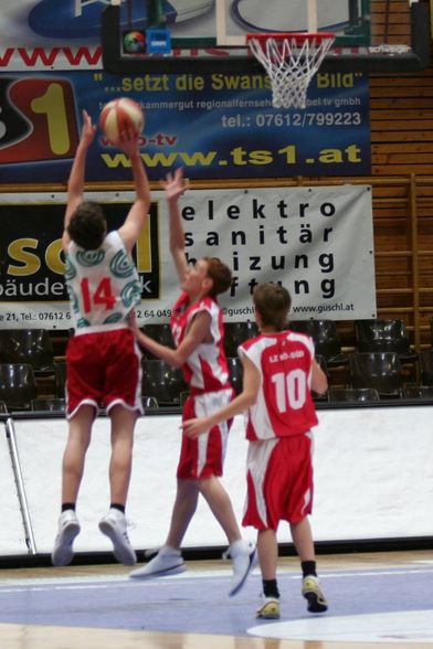 Basketball 08/09 - 