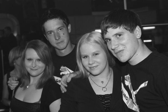 wiChtigsten paRty peopLe (: - 