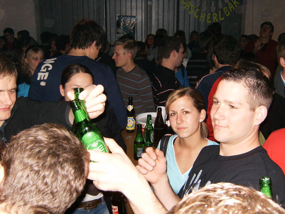 Osterhasenparty - 