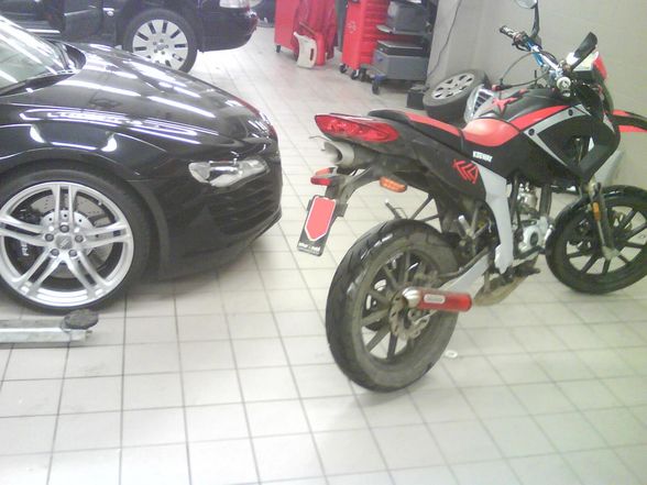 2 wheeled wepon  - 