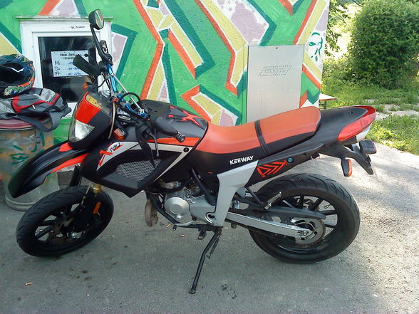 2 wheeled wepon  - 